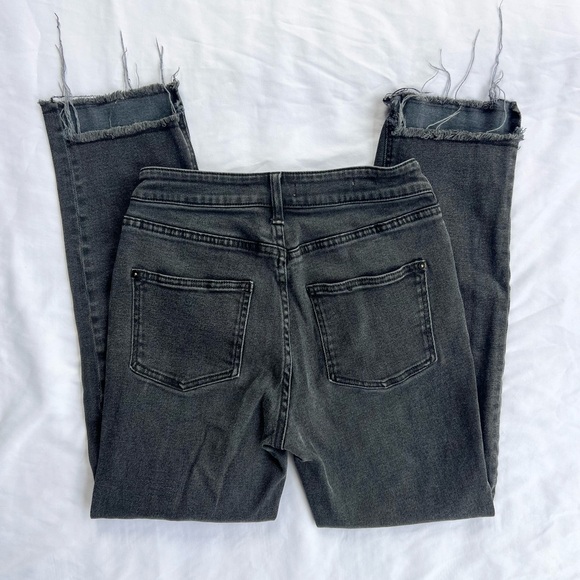 ANTHROPOLOGIE Pilcro & Letterpress Relaxed Straight Jeans Black Wash Frayed Hem - Picture 2 of 11